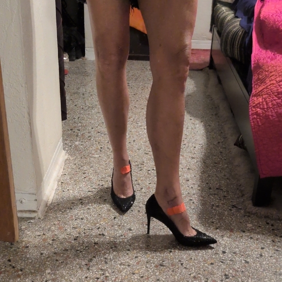 Elegant Black Stiletto Heels - Picture 13 of 13